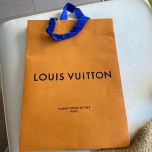 LOUIS VUITTON shoppingg bag 9 3/4x14in
